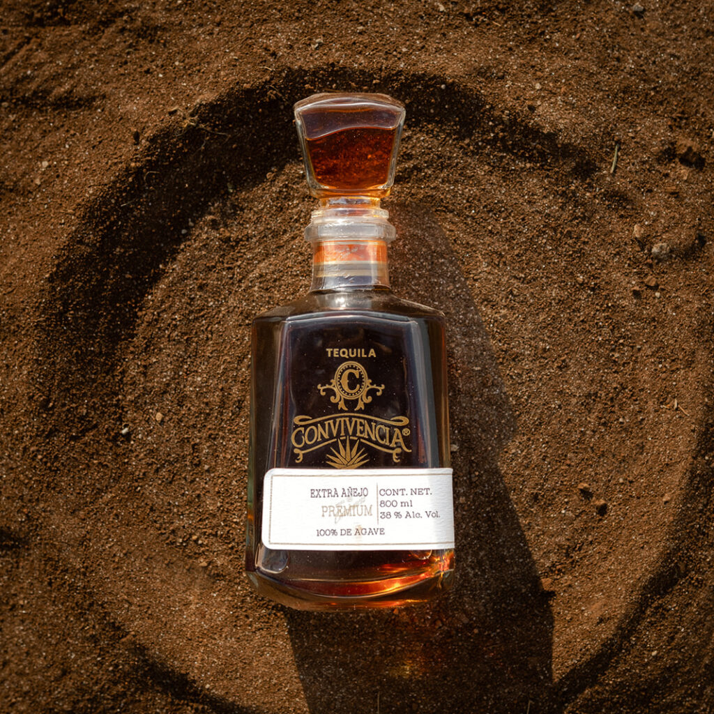 Tequila Convivencia Extra Añejo Premium (800 ml)