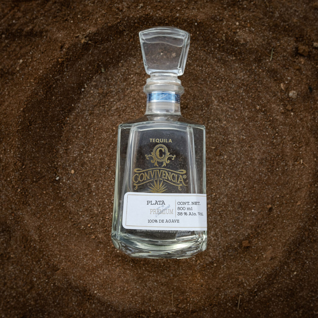Tequila Convivencia Plata Premium (800 ml)