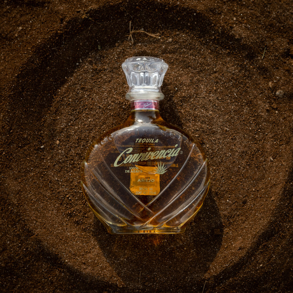 Tequila Convivencia Añejo (375 ml)